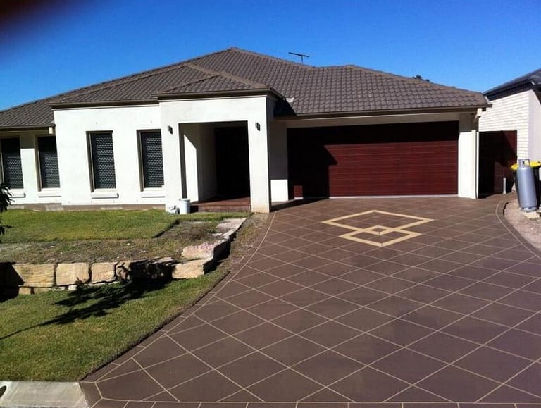 stencilled drive way